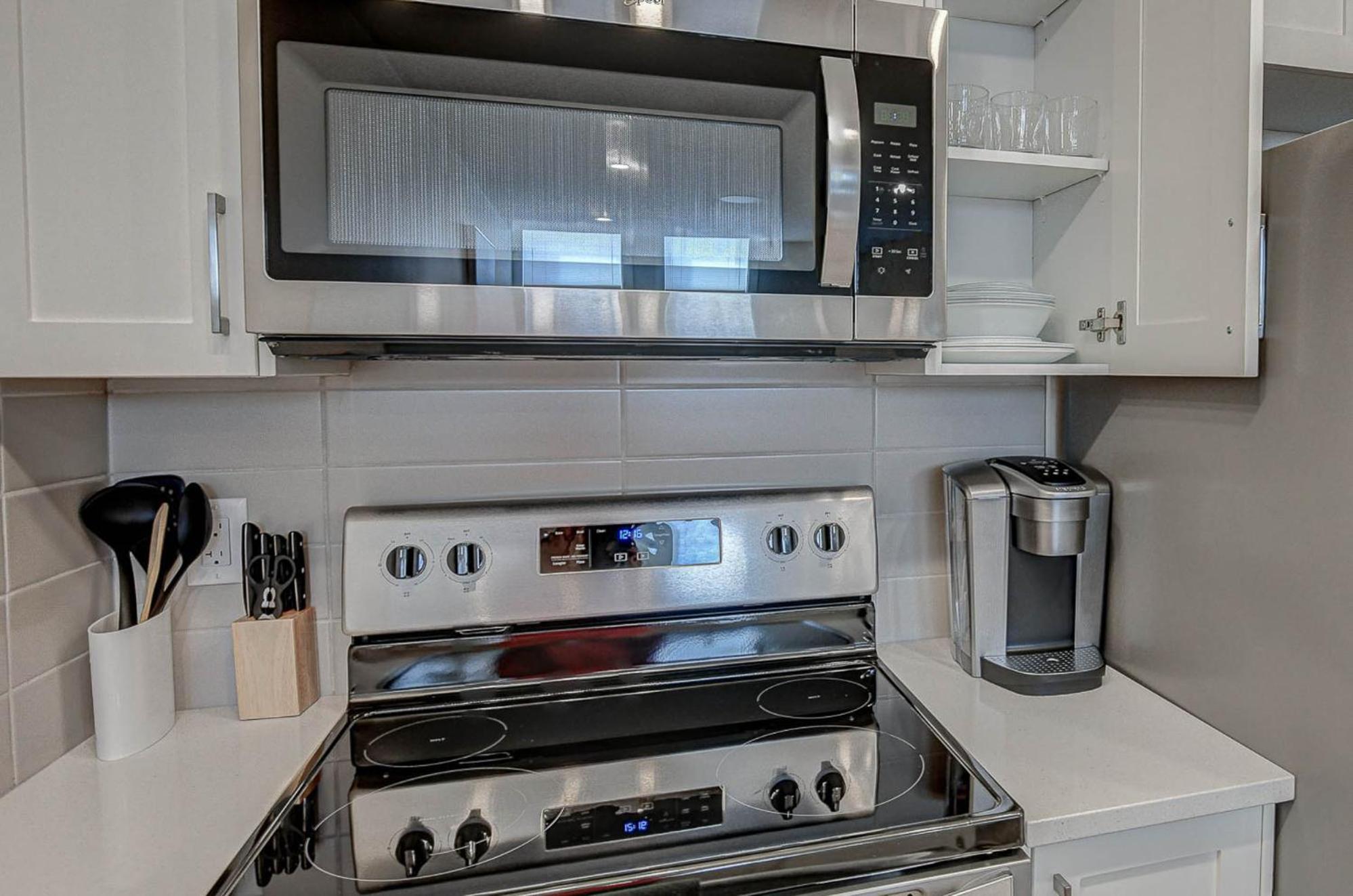 Cozy New In Seton, South