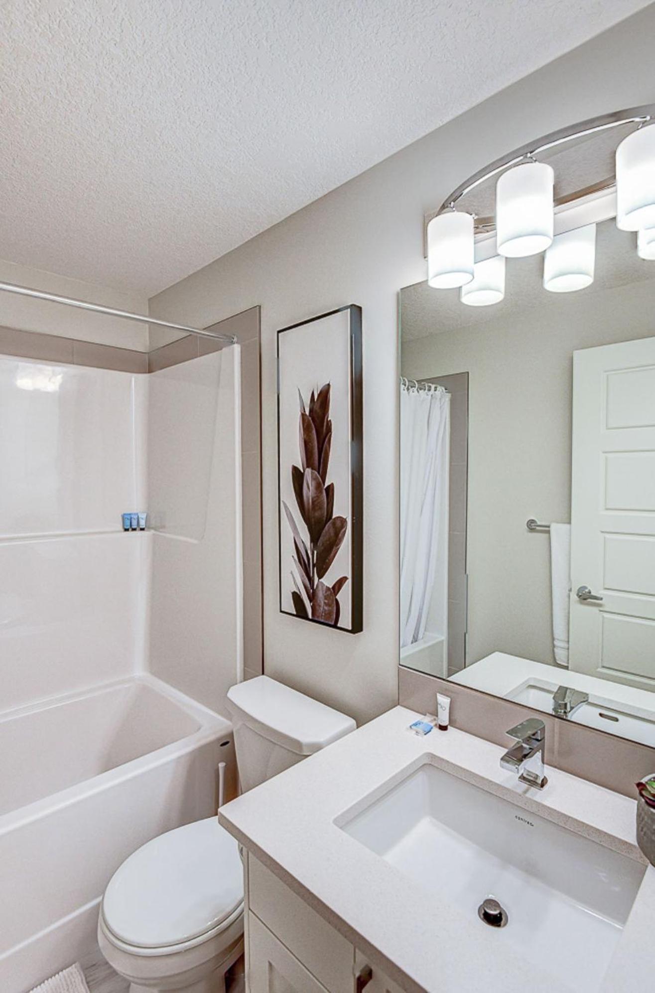 Apartment Cozy New In Seton, South Calgary